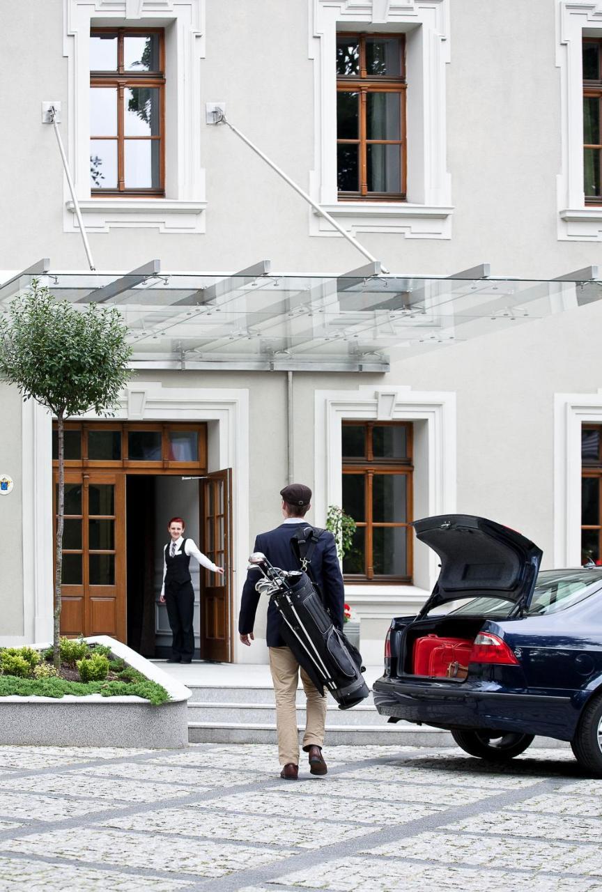 Hotel Zamek Люблінєц Екстер'єр фото